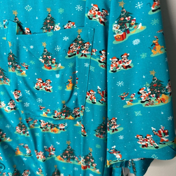 NEW! Mens Santa Mickey Mouse and Friends Holiday Woven Shirt - Picture 11 of 11